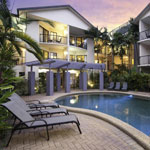 bay villas resort port douglas