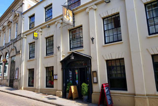 Photo of The Kings Head Hotel