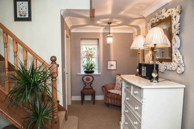Hillview Farmhouse