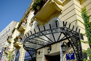 Photo of Belgrade City Hotel