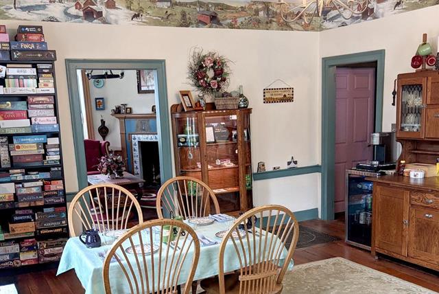 Photo 2 of Country Hearth Bed and Breakfast