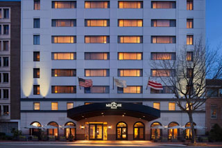 Photo of Melrose Hotel